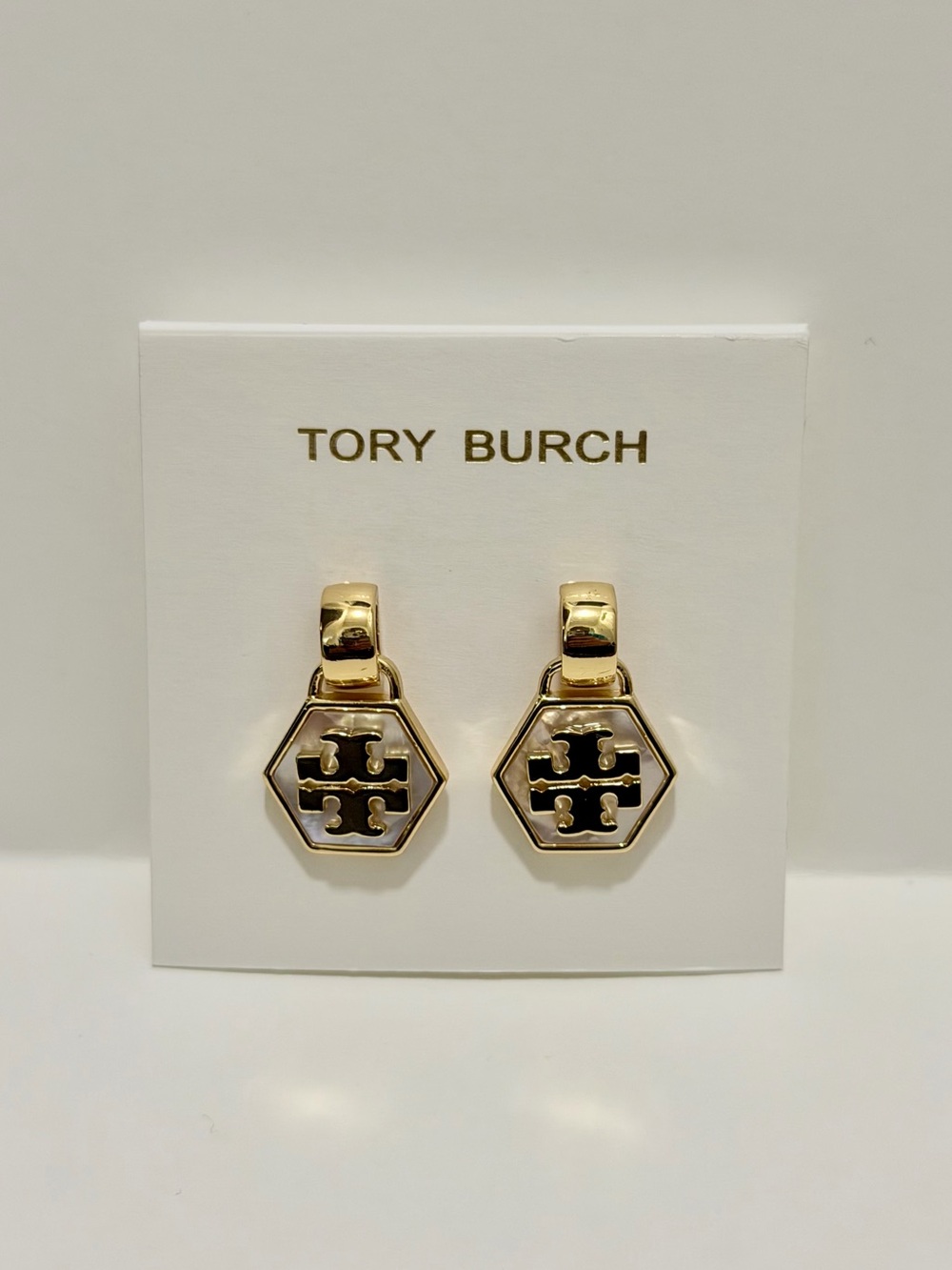 TORY BURCH MOTHER-OF-PEARL GEO HEXAGONAL DROP EARRINGS IN IVORY, NEW